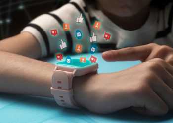 Avustralyalı Bakan Wells: Sosyal medya yasağını örnek almak için temasa geçen liderler var