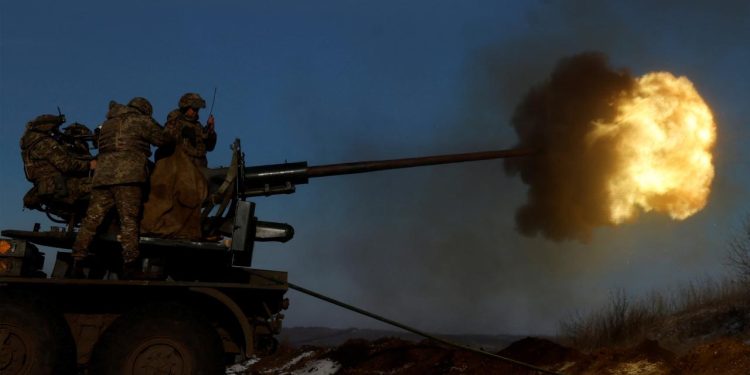 Hollanda'dan Ukrayna'ya 250 milyon euroluk askeri destek paketi