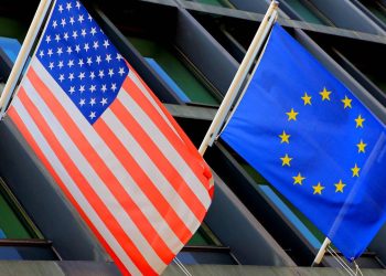 AB'den ABD'ye yol ayrımına geldik uyarısı