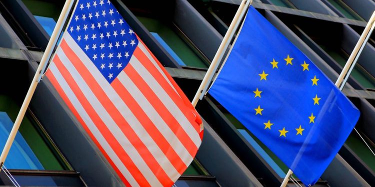 AB'den ABD'ye yol ayrımına geldik uyarısı