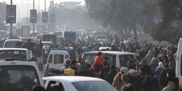 Halepte sivillerin güvenli geçişi için iki insani geçidin yeniden açıldığı duyuruldu