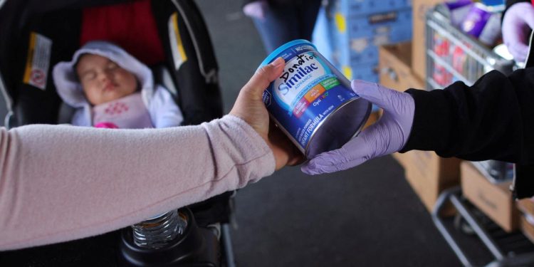 Nestle 50'den fazla ülkede bebek mamalarını geri çağırıyor