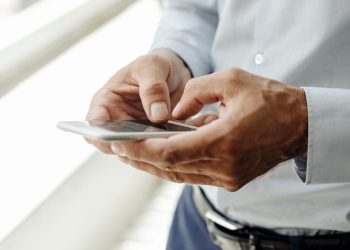 Japon nükleer yetkilisi gizli veriler içeren telefonunu Çin'de kaybetti