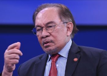 Malezya Başbakanı Enver, Türkiye'nin savunma sanayisindeki gücüne dikkati çekti