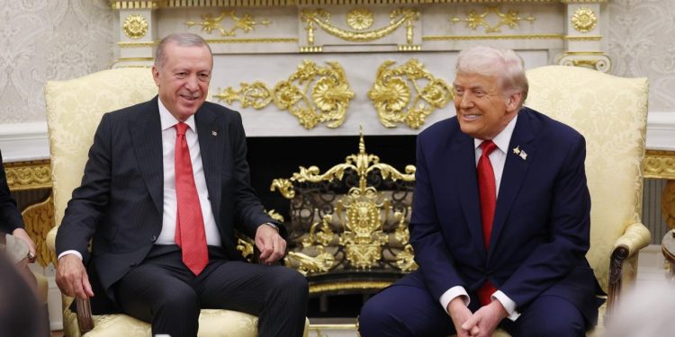 Trump: Cumhurbaşkanı Erdoğan ile görüşeceğim