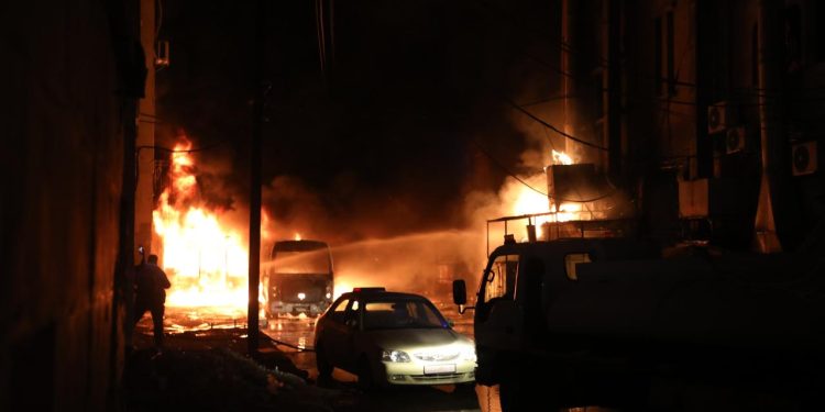 Terör örgütü mensupları ilerleyen saatlerde Halep'i terk edecek