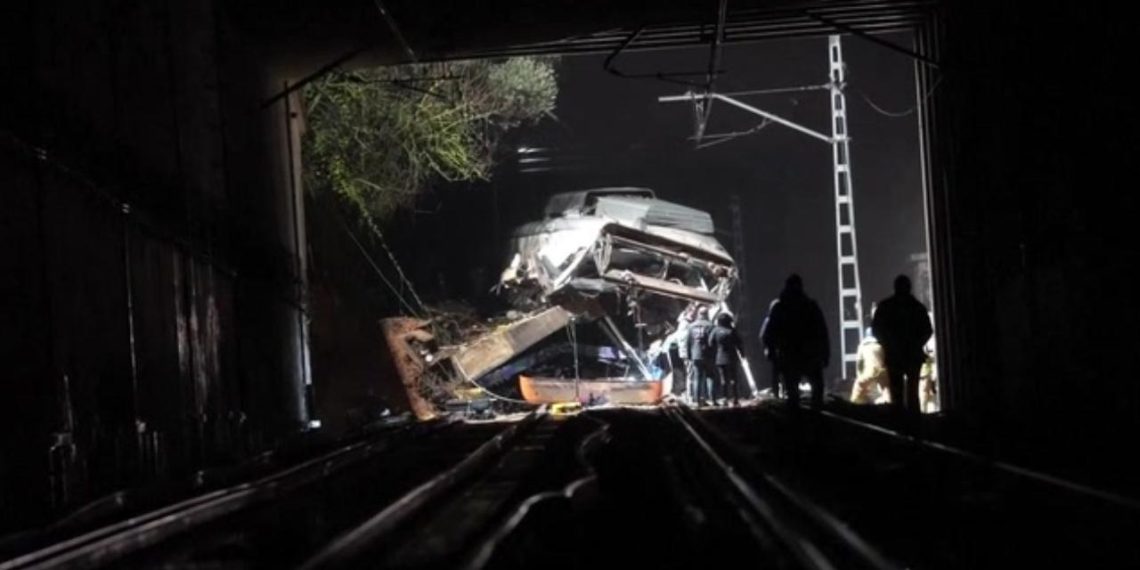 İspanya'da demir yolu kazaları durmuyor: Bir haftada üçüncü kaza