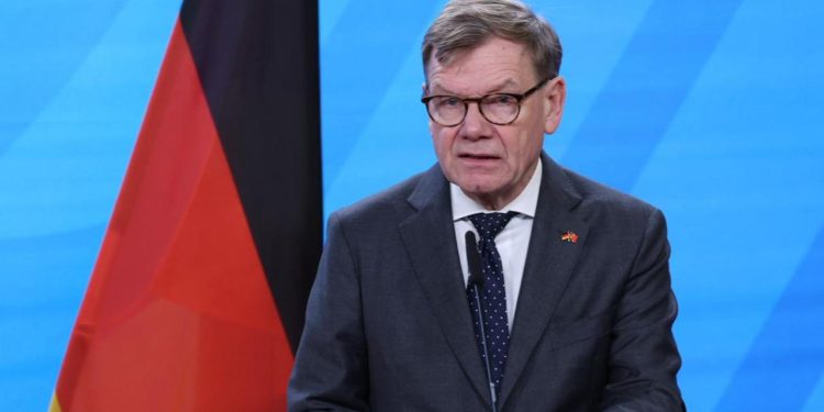 Almanya, ABD'nin Grönland konusunda BM ilkelerine uymasını istedi