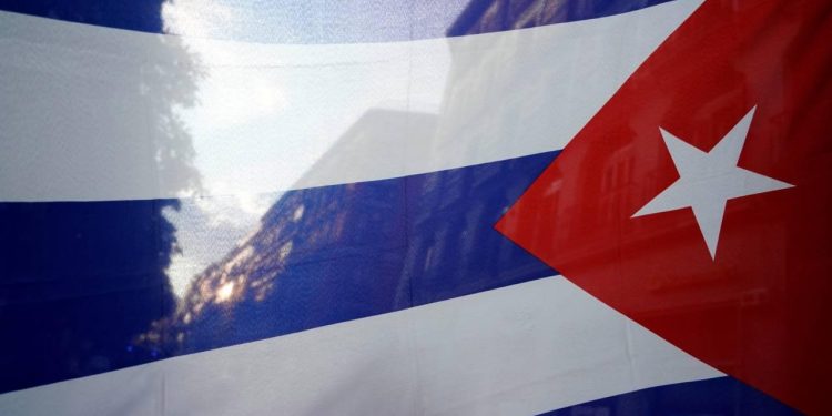 ABD'nin Venezuela'ya askeri müdahalesinin ardından Cumhuriyetçi Senatör'den Küba için Günleri sayılı mesajı