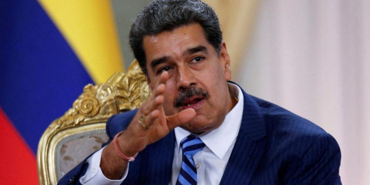 Venezuela Devlet Başkan Yardımcısı: Maduro ile eşinin hayatta olduklarına dair kanıt istiyoruz