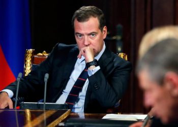 Rusya Güvenlik Konseyi: Trump acele etmezse Grönland referandumla Rusya'ya katılabilir