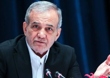 İran Cumhurbaşkanı: Adaletsizliği, rantı ve rüşveti engellemek için çaba göstermeliyiz