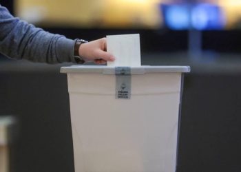 Slovenya'da genel seçim 22 Mart'ta yapılacak