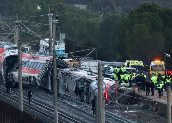 İspanya'daki tren kazasında can kaybı 40'a yükseldi