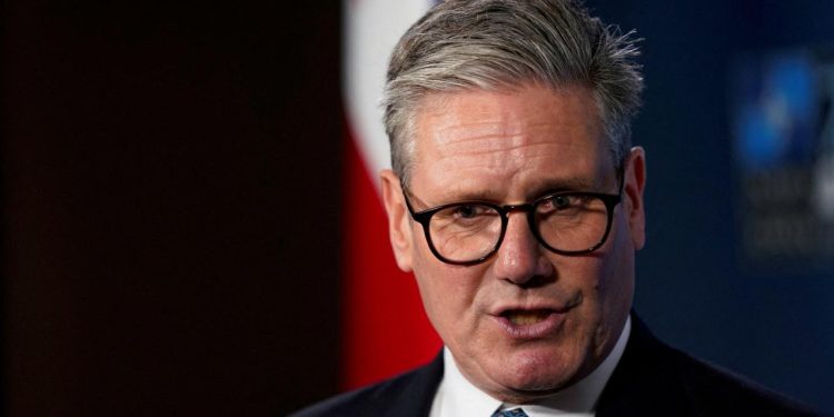 İngiltere Başbakanı Starmer: ABD'nin Venezuela müdahalesine üzülmedik