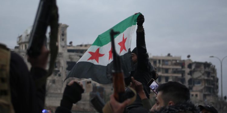 Suriye, terör örgütü YPG'nin DEAŞ'ı baskı aracı olarak kullanma girişimlerini şiddetle kınadı