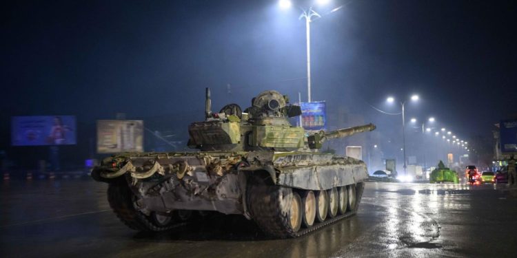 Suriye ordusu terör örgütü YPG'ye operasyon başlattı