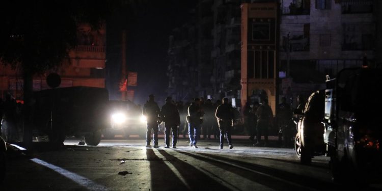 Suriye: YPG sivilleri canlı kalkan olarak kullandığı için operasyon dikkatli sürüyor