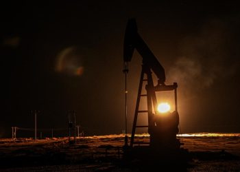 Terör örgütü YPG'den alınan bölgelerde petrol çıkarılmaya başlandı