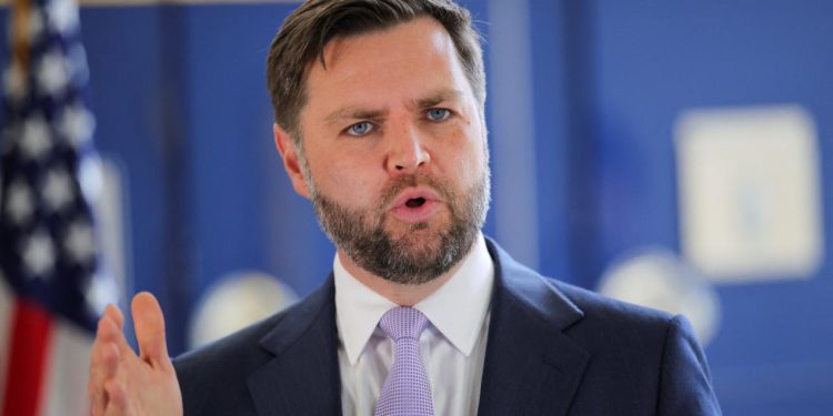 Vance: Maduro, Trump'ın söylediklerinde ciddi olduğunu anlayan son kişi oldu