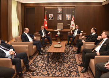 Üstel: Mayıs’ta referanduma gidilmesi için verimli bir toplantı yaptık