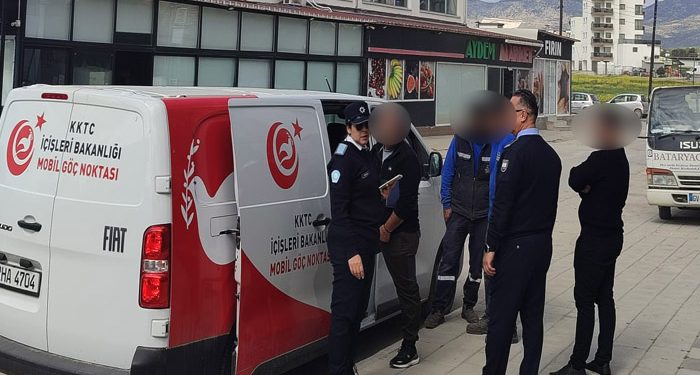 Ülkede ikamet izinsiz kalan 7 kişi tespit edildi