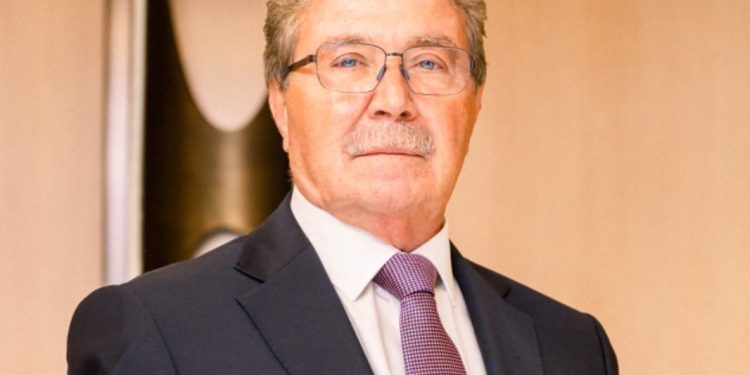 Gençlerimize güveniyoruz, geleceği birlikte kuruyoruz