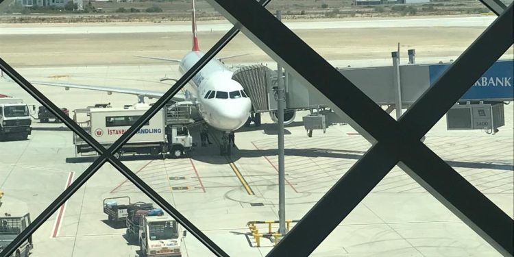 Ercan Kulesi’nde Grev: İniş ve Kalkışlar Durdu