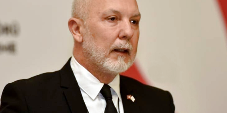 Çok uluslu öğrenciler ve akademisyenler haklı bir tedirginlik yaşıyor ama tüm birimlerimiz görev başında