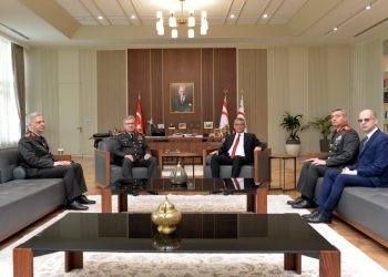 Erhürman, Kara Kuvvetleri Komutanı Orgeneral Tokel’i kabul etti