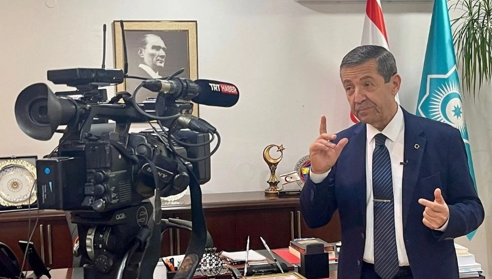 Rum Yönetiminin aşırı silahlanma politikası adayı tehlikeye attı