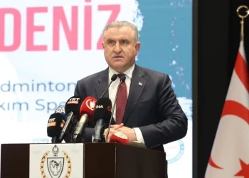 Türkiye Gençlik Bakanı Osman Aşkın Bak: Spora ambargo konulmasına karşıyız