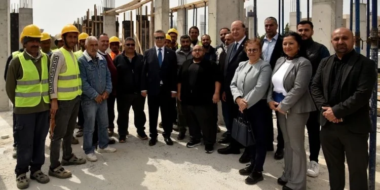 Başbakan Üstel, Dikmen Sağlık Merkezi inşaatını inceledi: Yıl sonu hizmete açılacak