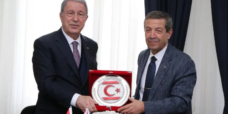 Ertuğruloğlu, TBMM Milli Savunma Komisyonu Başkanı Hulusi Akar’ı kabul etti: Kıbrıs milli davamızdır