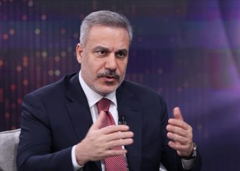 Amerika ve İsrail’in hukuksuz olarak başlattığı bu savaş bölgesel yayılma tehlikesiyle baş başa