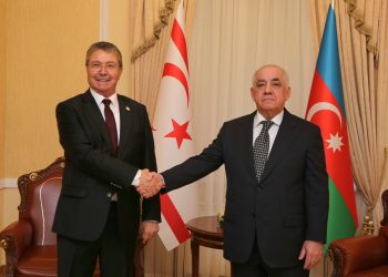 Başbakan Üstel, Bakü’de Azerbaycan Başbakanı Asadov ile görüştü