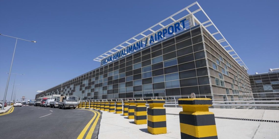 Gümrükte 210 bin dolarlık kaçak telefon yakalandı!