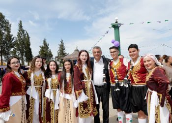 Cumhurbaşkanı Erhürman, 14. Mormenekşe Enginar Festivali’ne katıldı