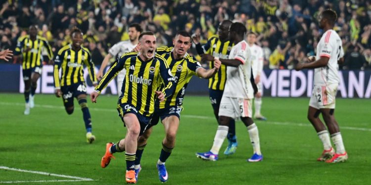 Kadıköy'de kazanan Fenerbahçe