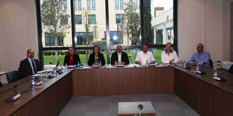 Dijital Dünyada Çocuk Haklarına İlişkin Oluşturulan Geçici ve Özel (Ad-Hoc) Komite toplandı