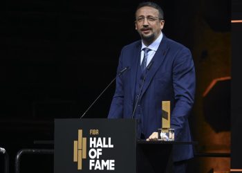 FIBA'nın 2026 Hall of Fame listesine seçilen Hidayet Türkoğlu onurlandırıldı