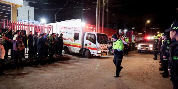 Kolombiya’da bombalı saldırıda 14 kişi öldü, 38 kişi yaralandı