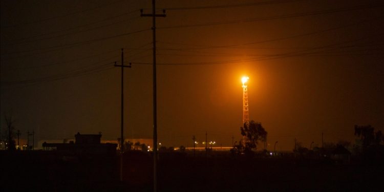 Irak’ın güneyinde petrol depolarına İHA saldırısı