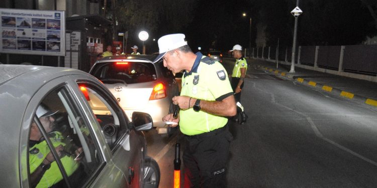 KKTC bir haftada 50 trafik kazası meydana geldi, 21 kişi yaralandı