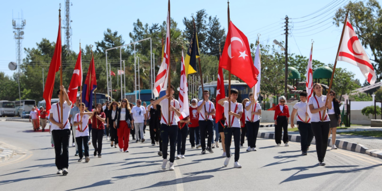 İskele’de Atatürk’ü Anma, Gençlik ve Spor Bayramı nedeniyle tören…