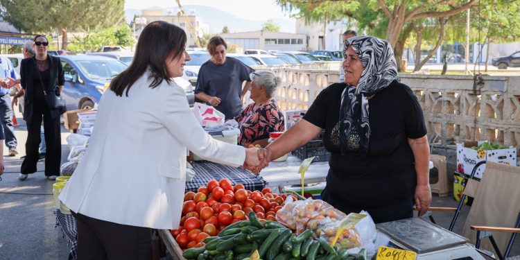 İncirli, Gönyeli ve Yenikent’te halka bayramlaştı