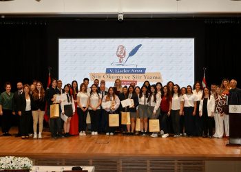 “5. Liselerarası Şiir Okuma ve Yazma Yarışması” Cumhurbaşkanlığı’nda yapıldı
