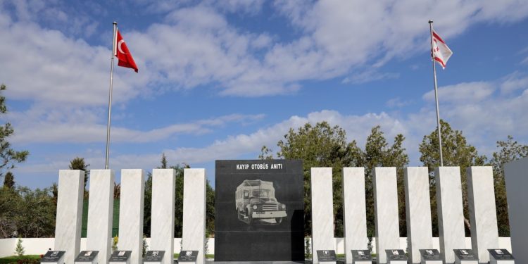 Kayıp Otobüs Şehitleri anıldı