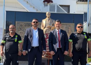 Ceyhun Kırok’tan 19 Mayıs paylaşımı: Atamızın huzurunda aynı gururla duruyoruz