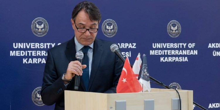 Sarıçiçek: Casinoların ekonomik hacmi 1.5 milyar dolar